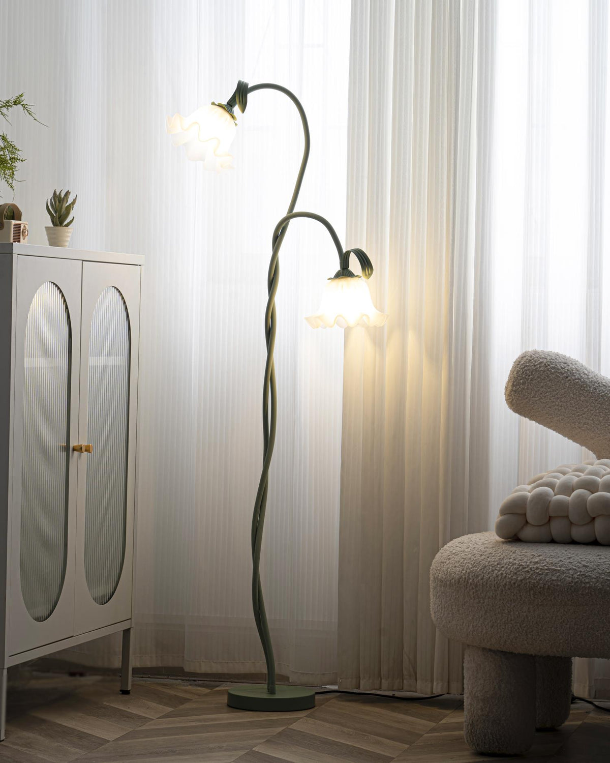 Calla Flowers Metal Floor Lamp — product view 37