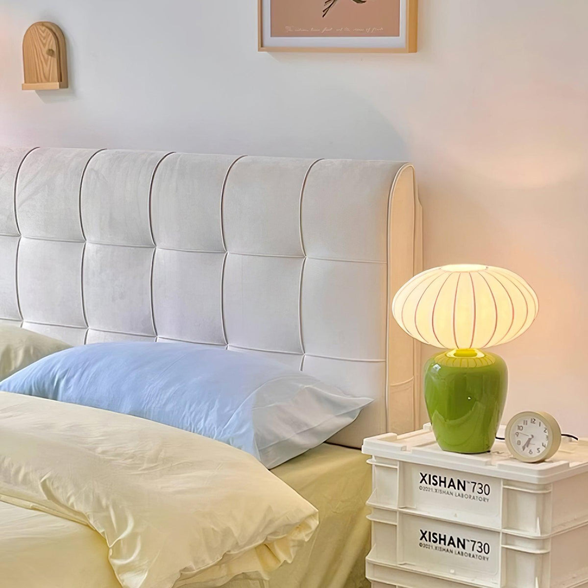 Meringue Table Lamp — product view 18