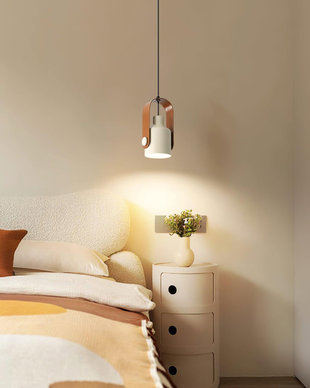 Neato Metal Pendant Lamp — product view 15