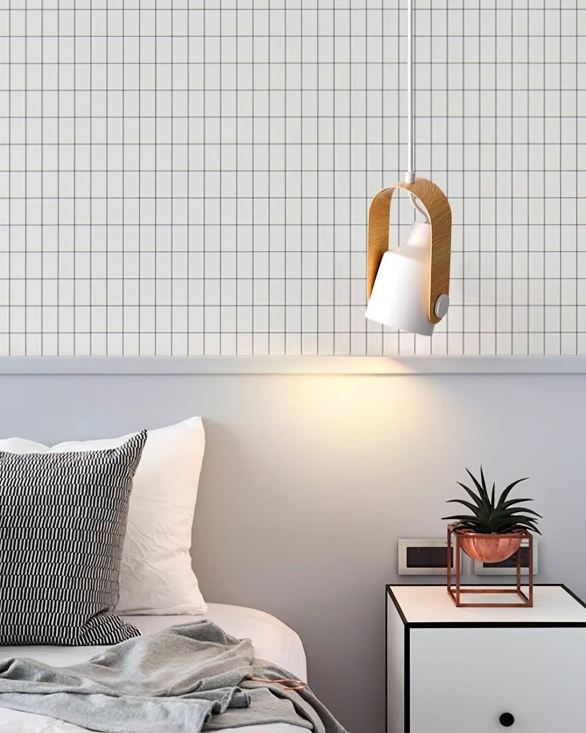 Neato Metal Pendant Lamp — product view 20