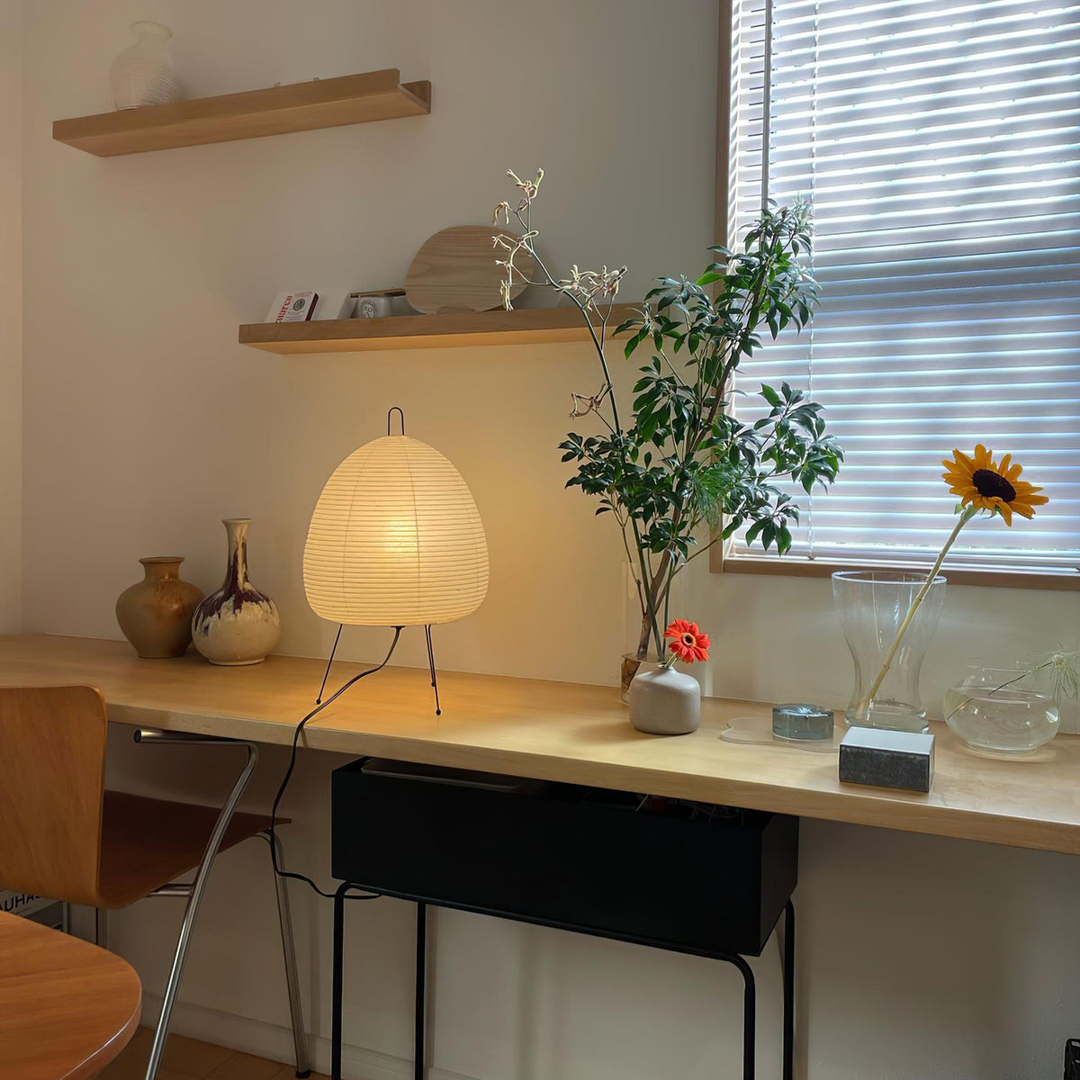 Rice Paper Table Lamp R18 — product view 3