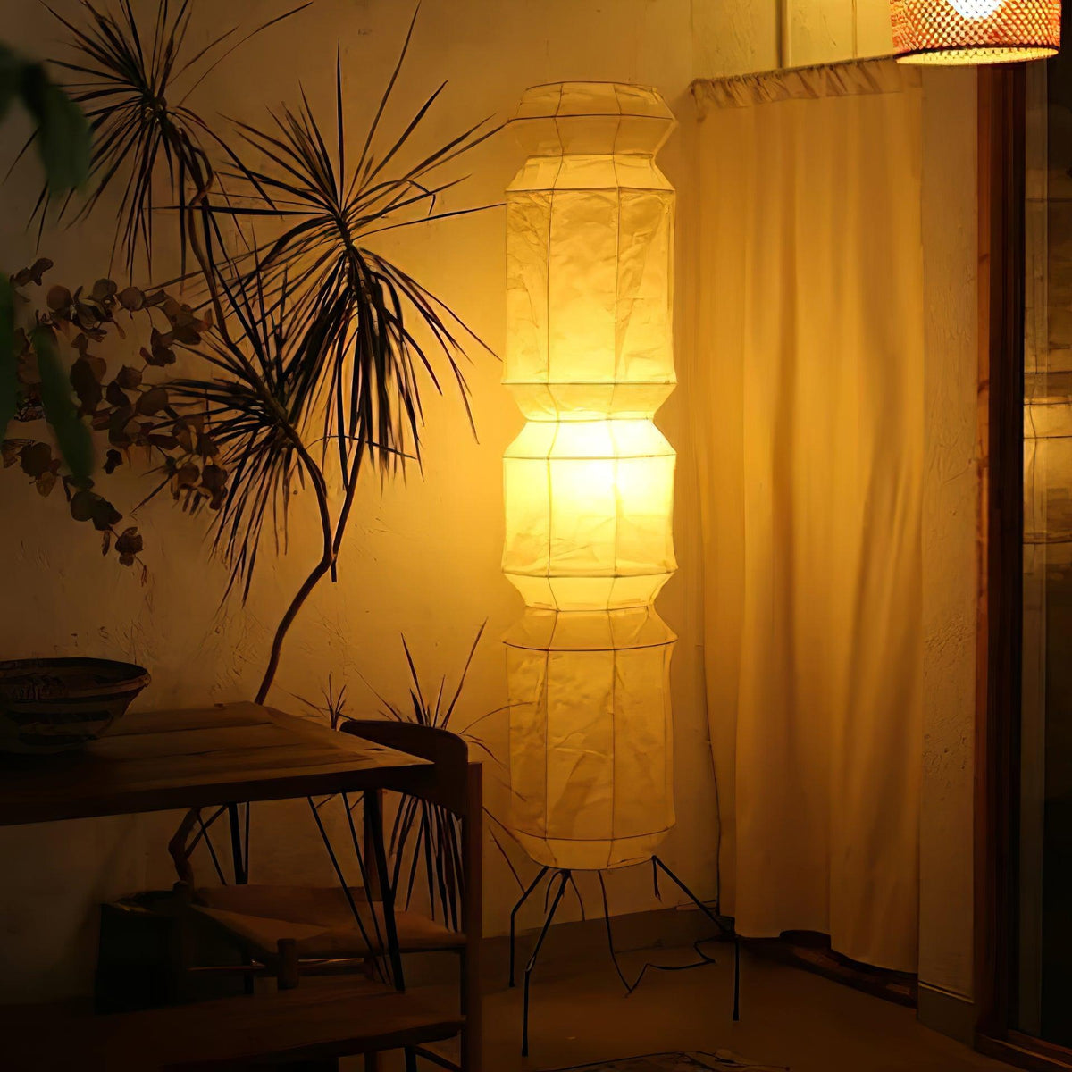Rice Paper Floor Lamp R21 — product view 2
