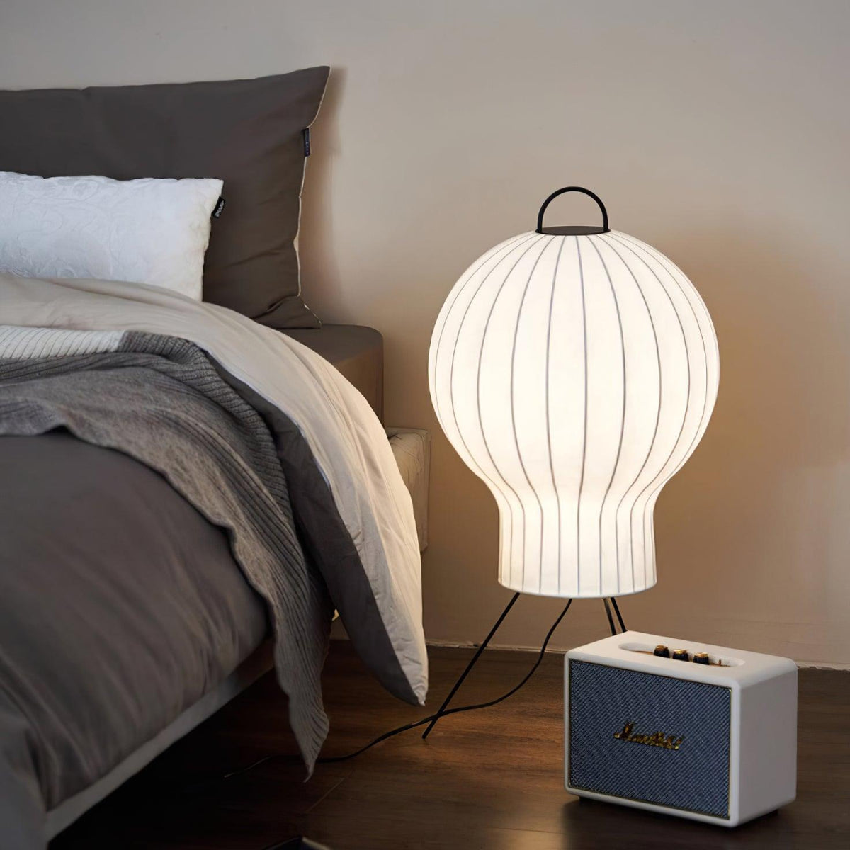 Jellyfish Silk Floor Lamp — product view 3