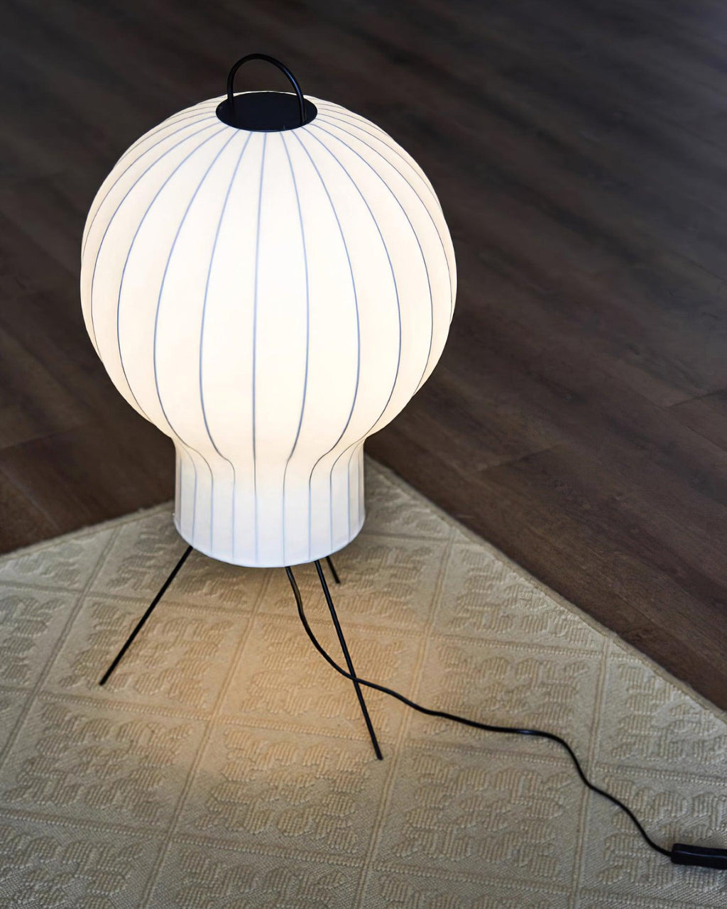 Jellyfish Silk Floor Lamp — product view 12