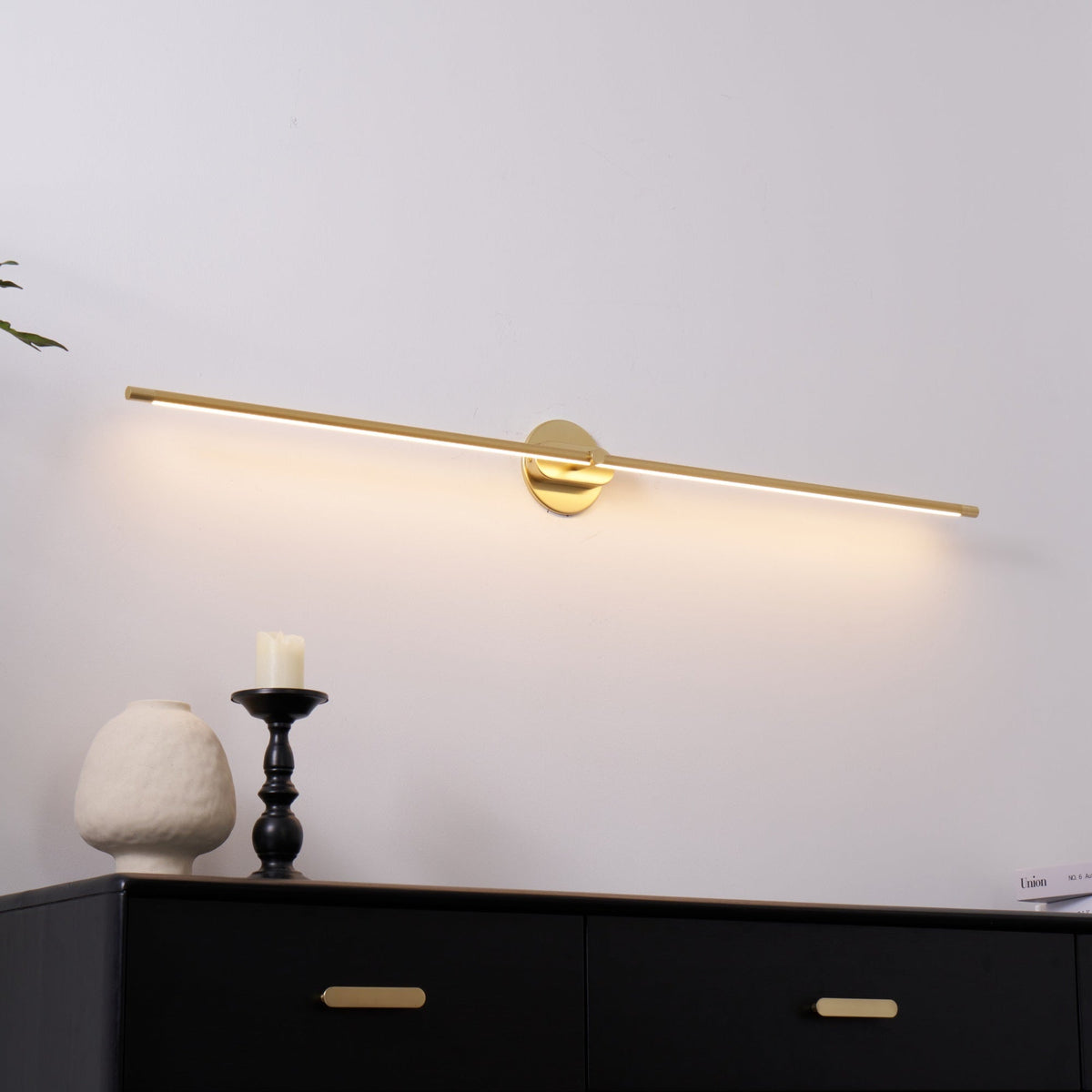 Minimalist Linear Wall Lamp – product view 70