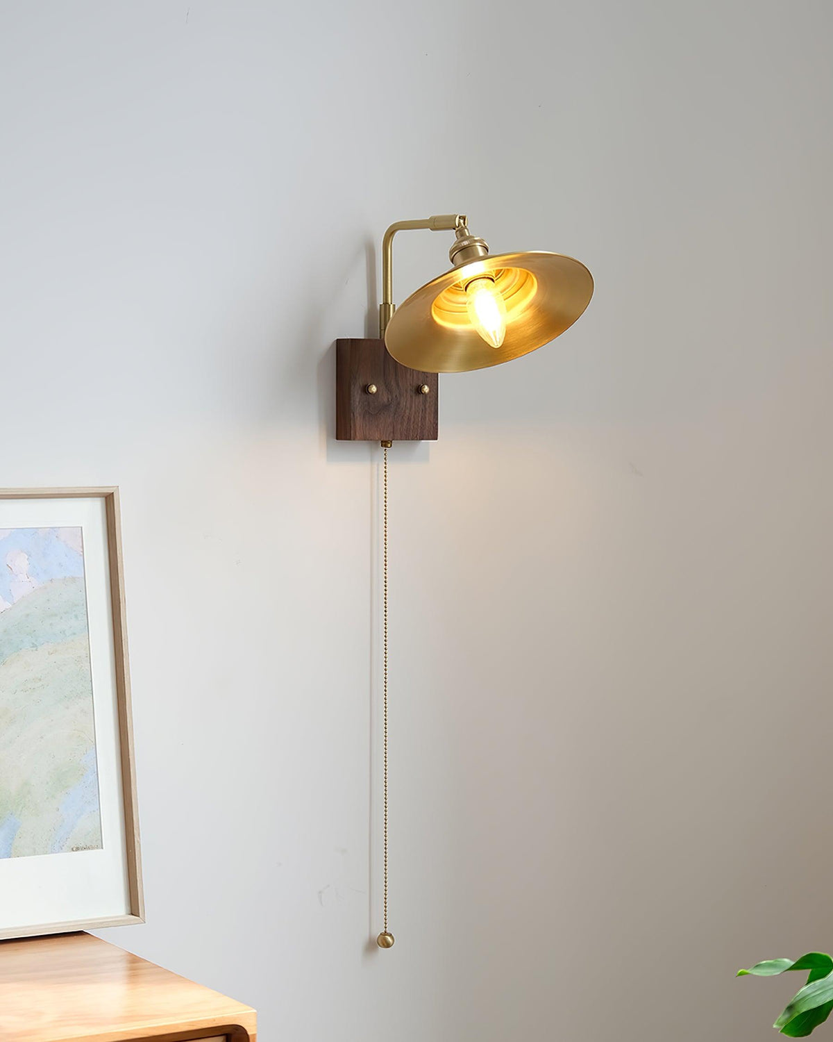Runia Brass Wall Lamp — product view 7