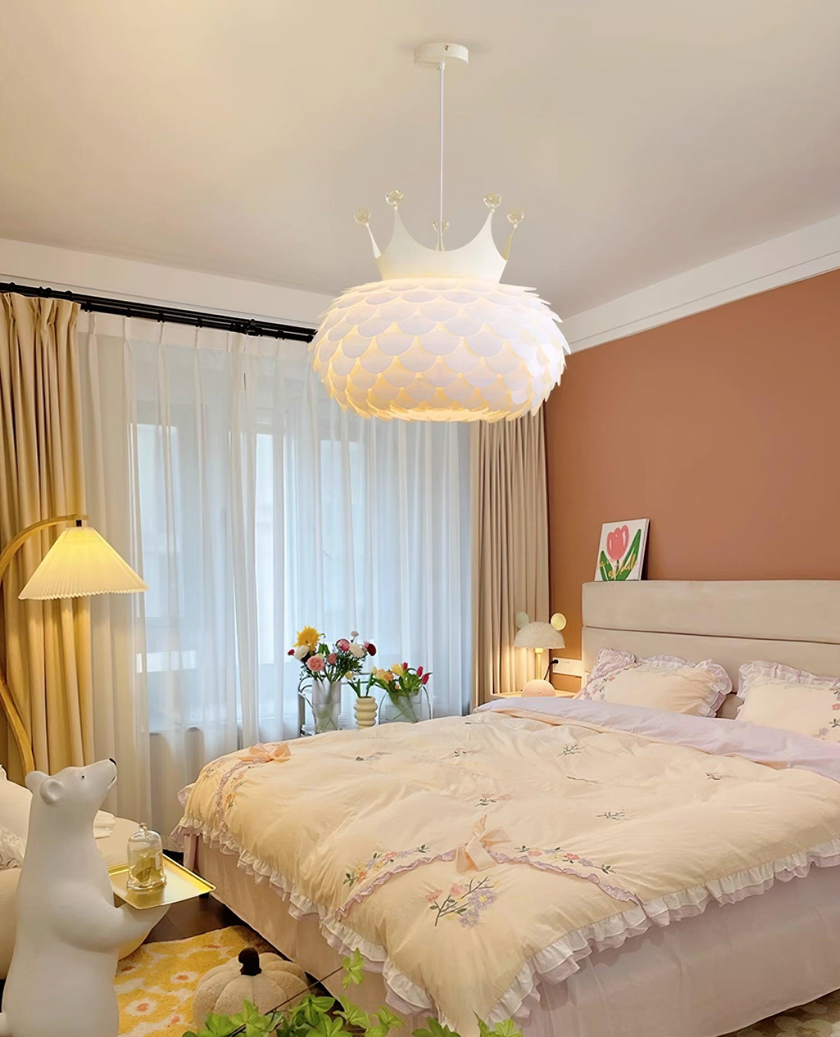 Crown Metal Pendant Lamp — product view 4