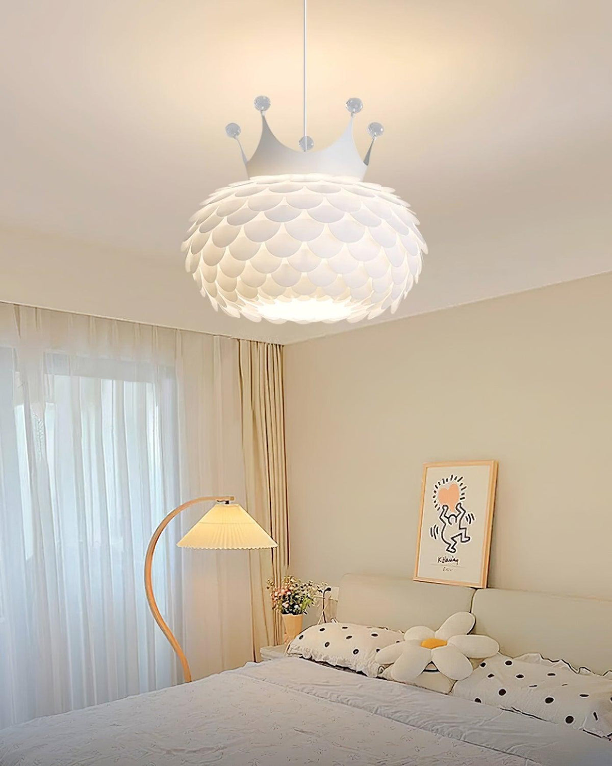 Crown Metal Pendant Lamp — product view 15