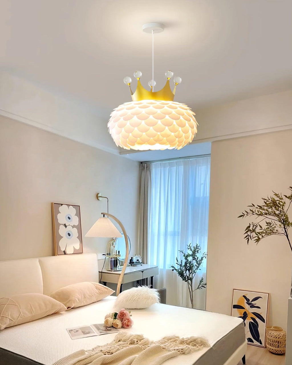Crown Metal Pendant Lamp — product view 26