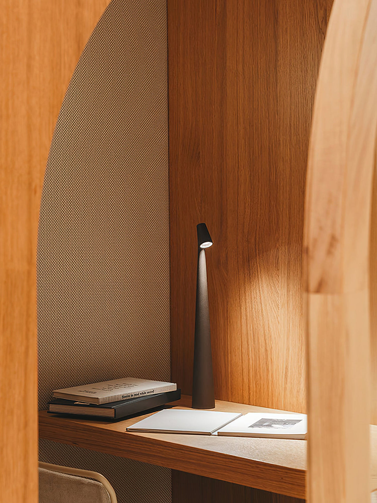 Africa Portable Table Lamp – product view 47