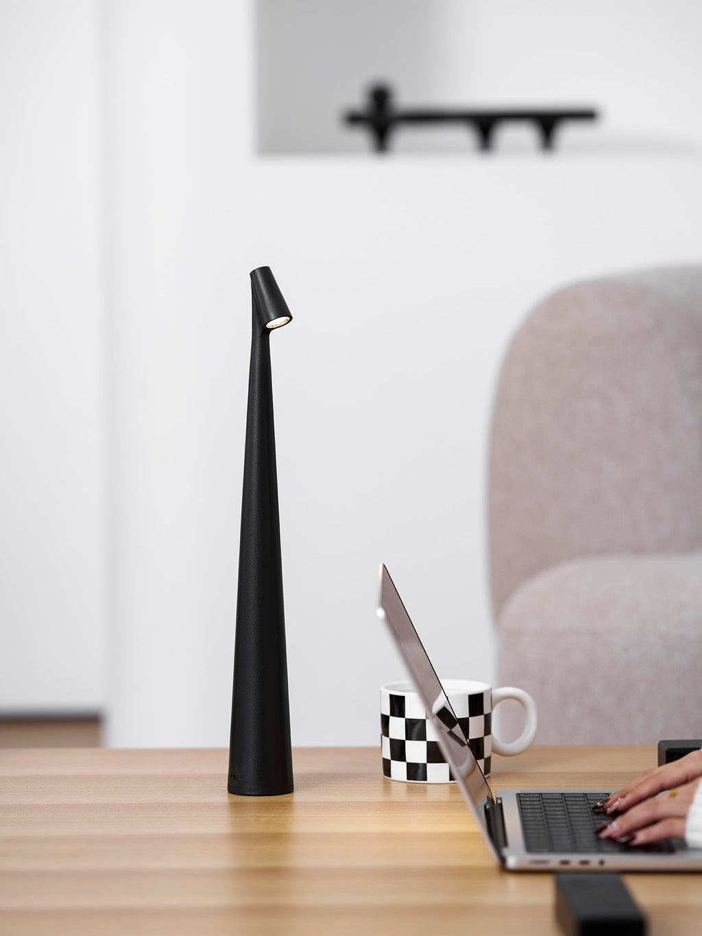 Africa Portable Table Lamp – product view 112