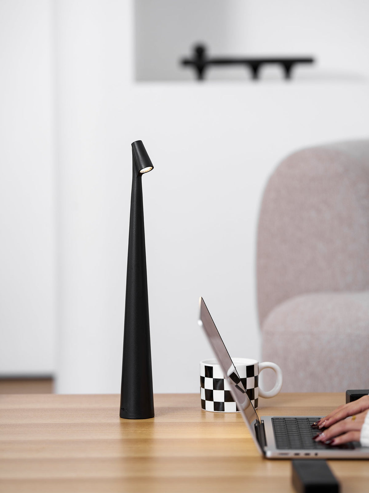 Africa Portable Table Lamp – product view 112
