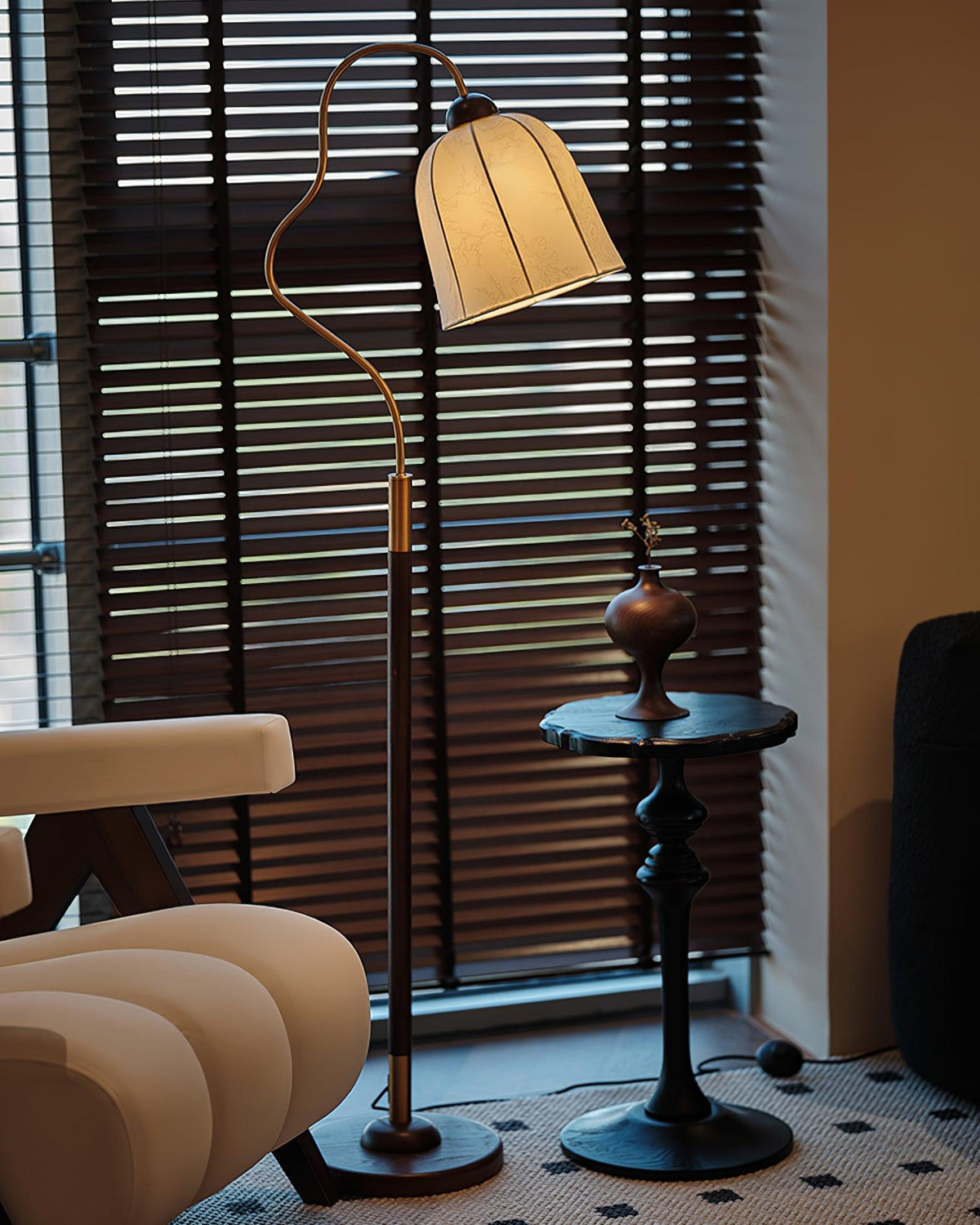 Kelly Wood Floor Lamp — product view 6