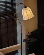 Kelly Wood Floor Lamp — product view 7