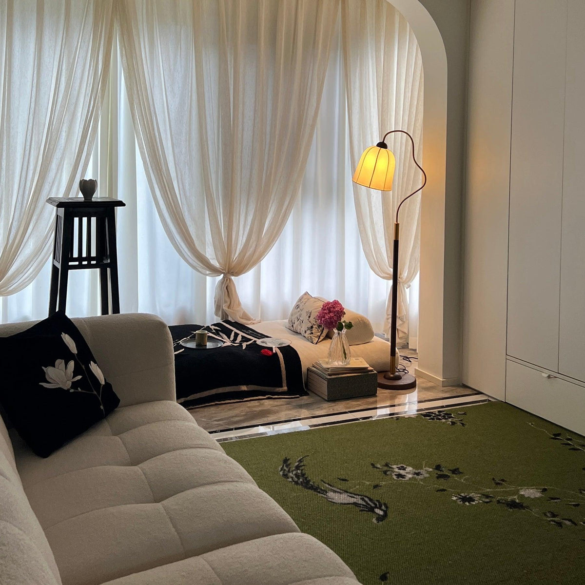 Kelly Wood Floor Lamp — product view 16