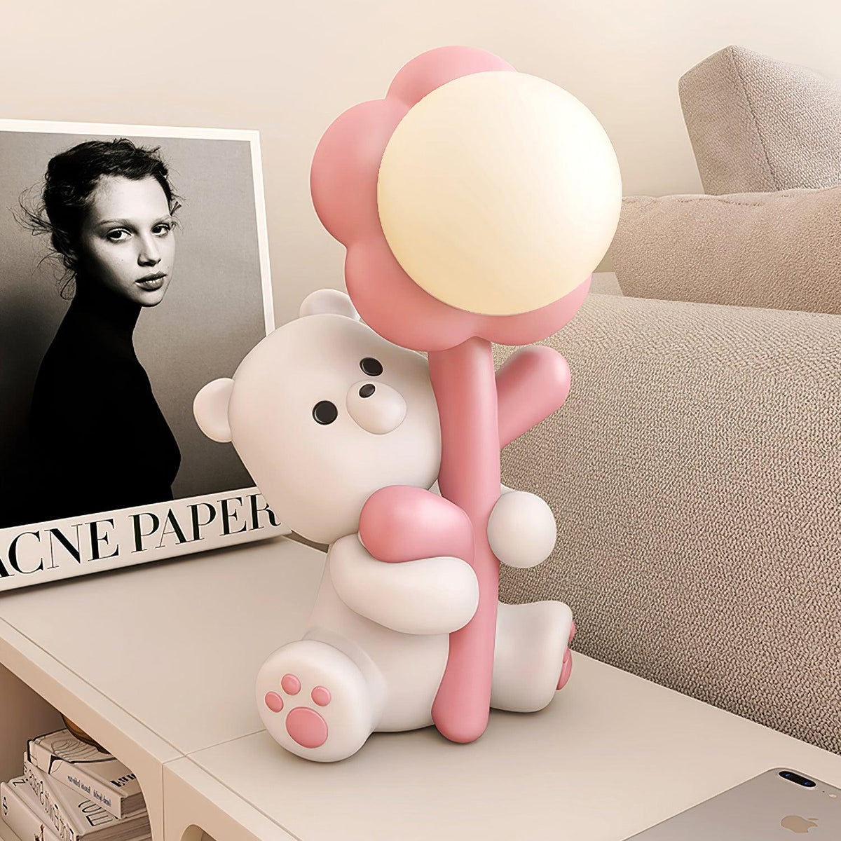 Cartoon Bear Resin Table Lamp — product view 3
