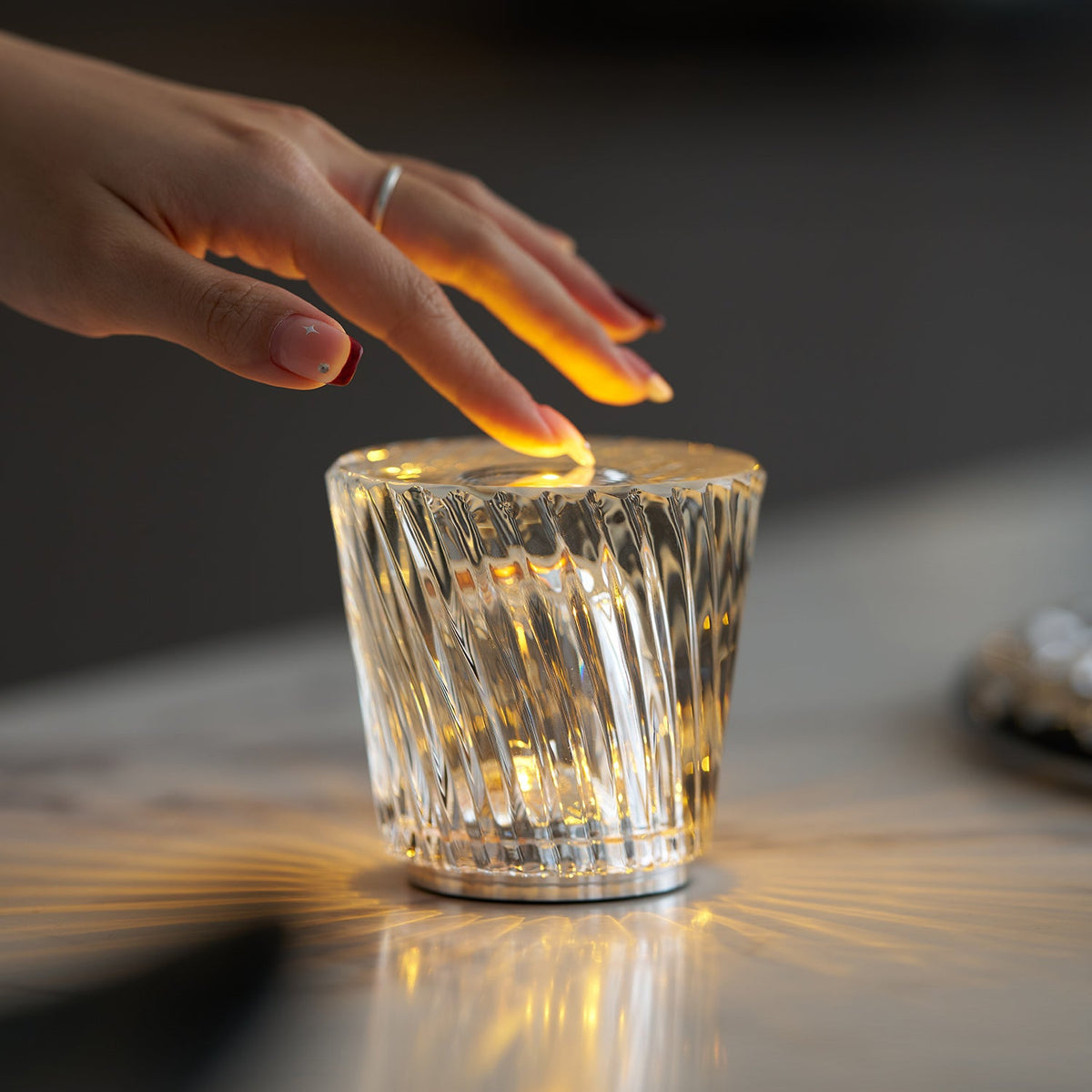 Crystal Diamond Table Lamp (built-in battery) — product view 10