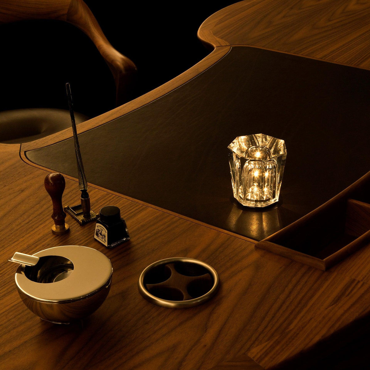 Crystal Diamond Table Lamp (built-in battery) — product view 30