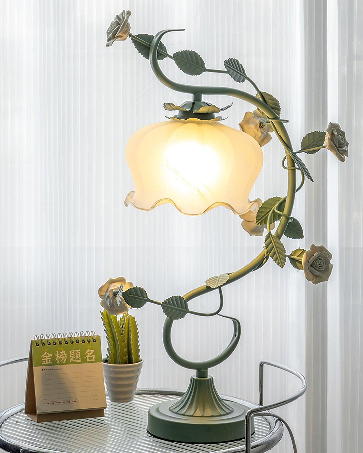 Ron Rose Flower Glass Table Lamp — product view 4