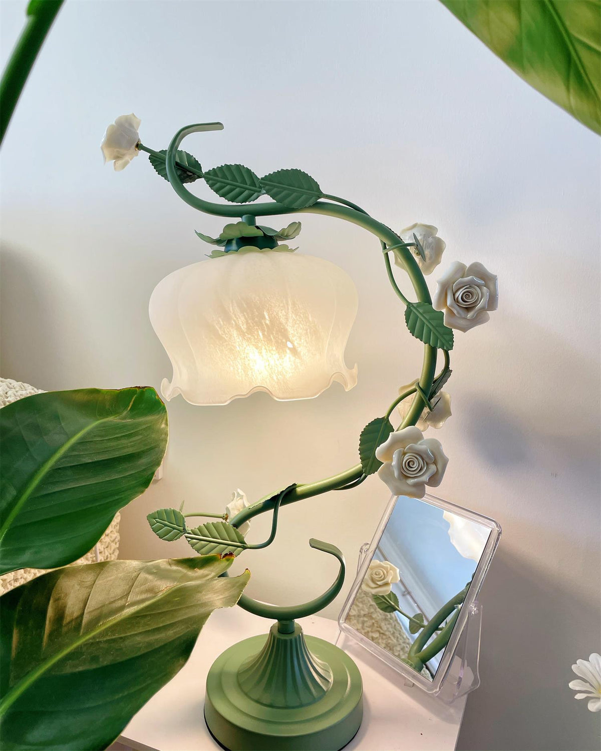 Ron Rose Flower Glass Table Lamp — product view 32