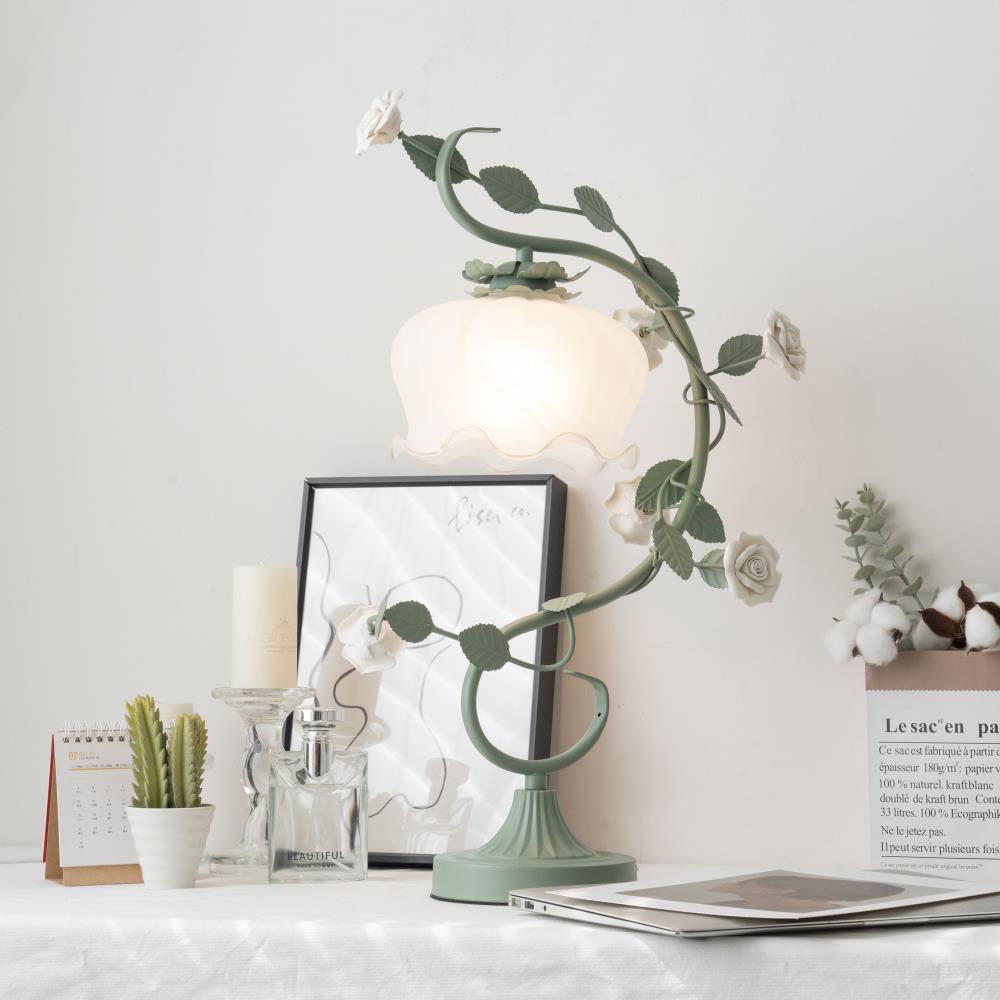 Ron Rose Flower Glass Table Lamp — product view 48