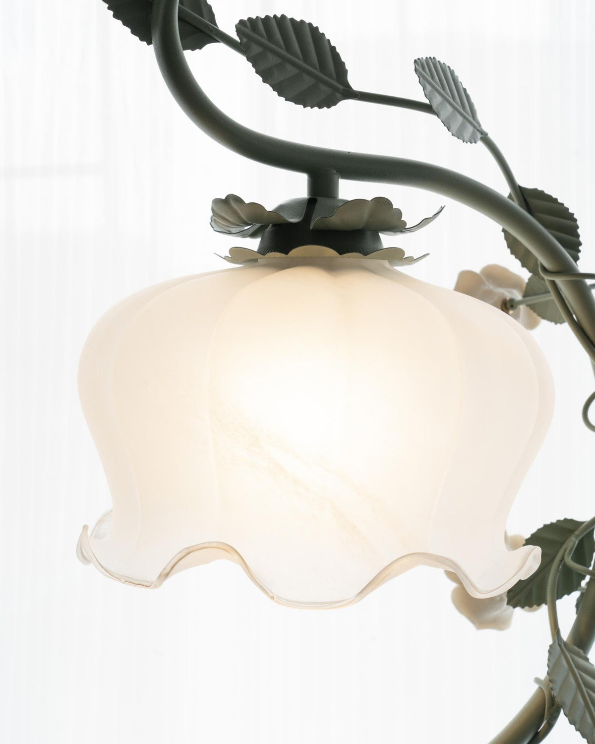 Ron Rose Flower Glass Table Lamp — product view 53