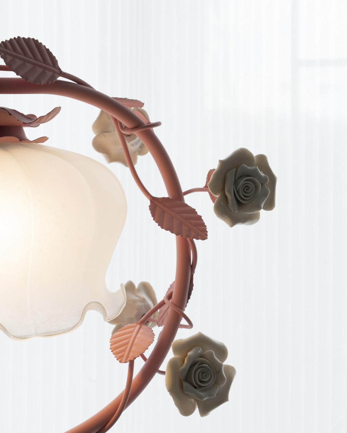 Ron Rose Flower Glass Table Lamp — product view 58