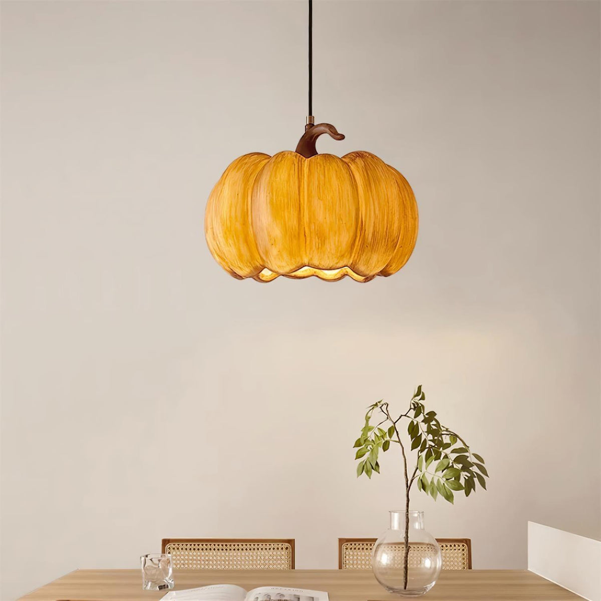 Duzy Pumpkin Metal Pendant Lamp — product view 2