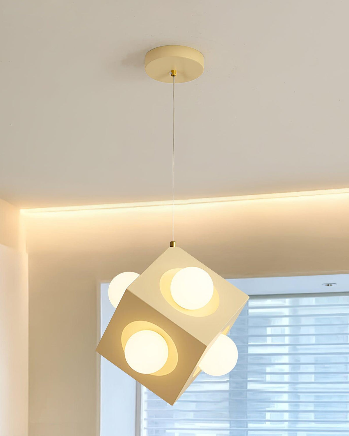 Block Metal Pendant Lamp — product view 3