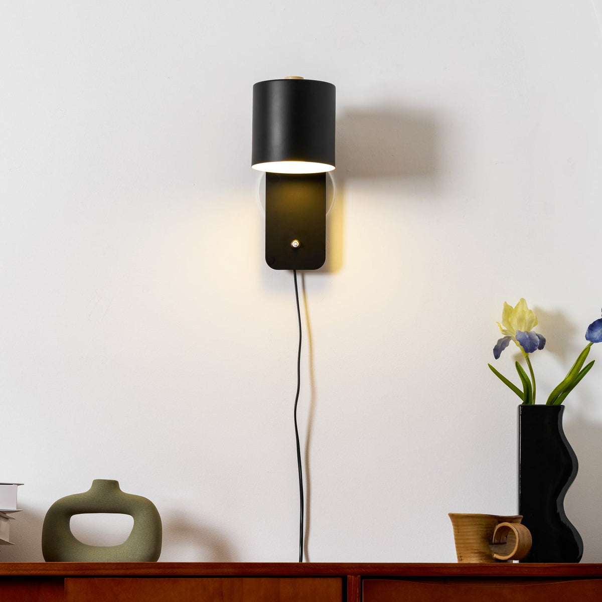 Rotatable Cylinder Plug-in Wall Lamp – product view 20