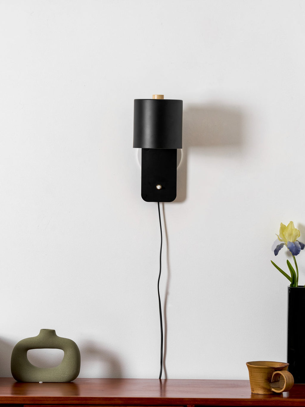 Rotatable Cylinder Plug-in Wall Lamp – product view 24