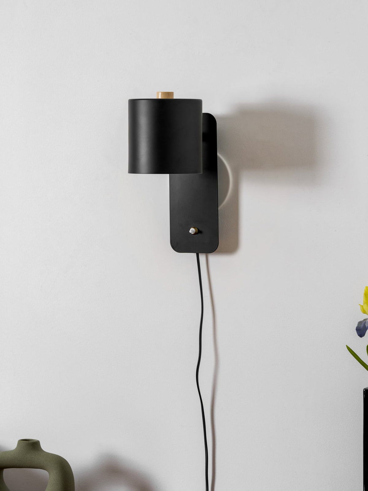 Rotatable Cylinder Plug-in Wall Lamp – product view 25