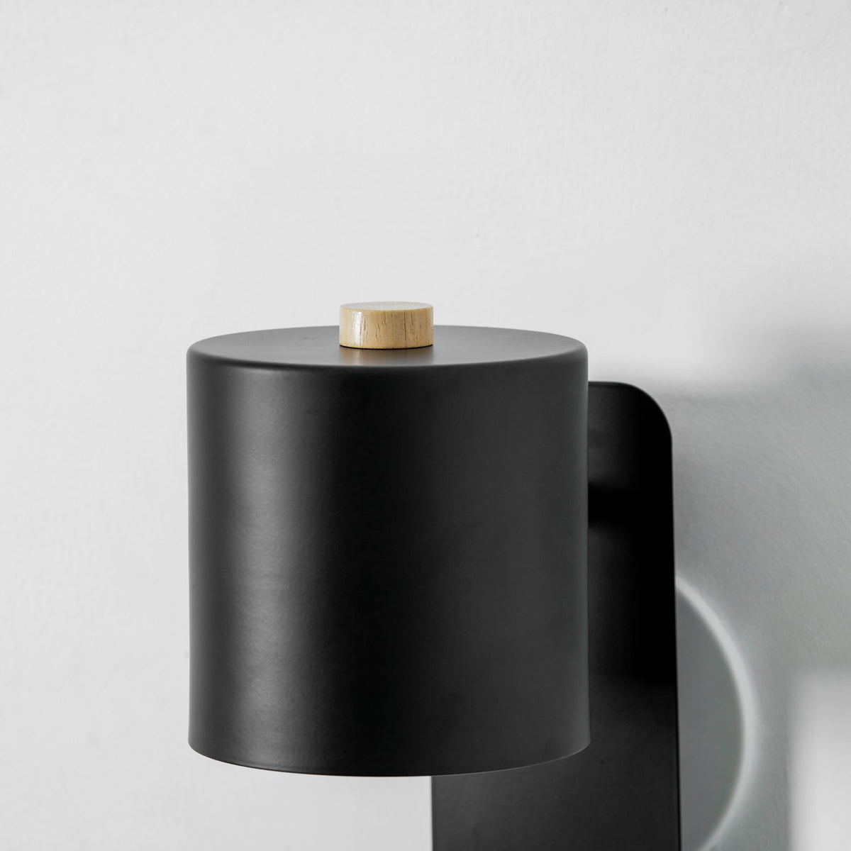 Rotatable Cylinder Plug-in Wall Lamp – product view 32