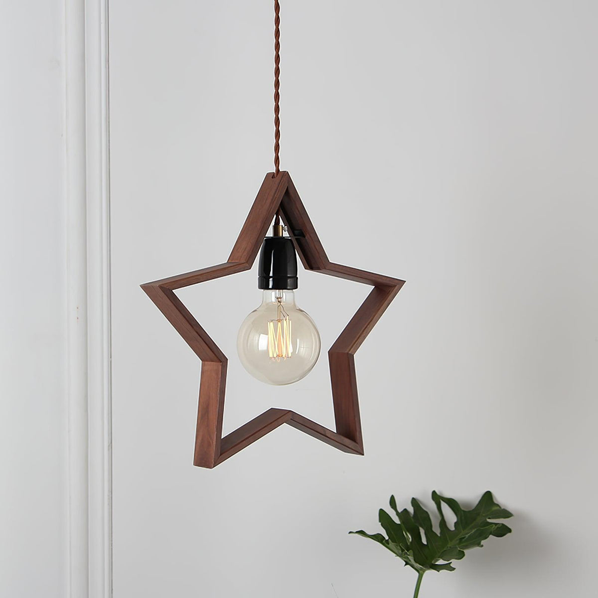 Wood Star Pendant Lamp — product view 3