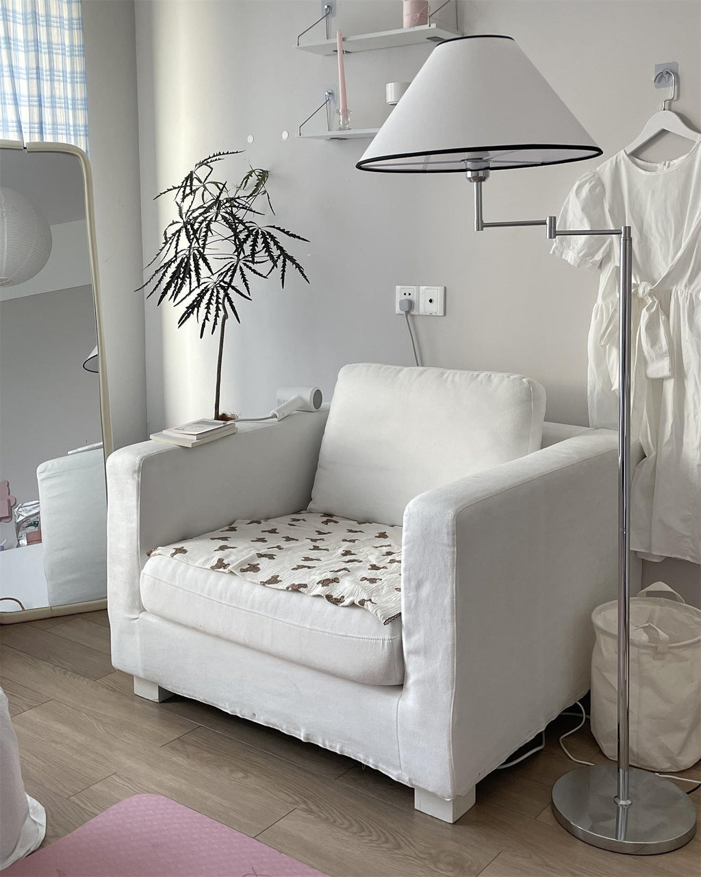 Dakota Metal Floor Lamp — product view 21