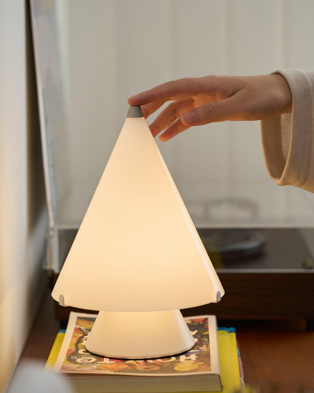 Miza Glass Table Lamp — product view 6