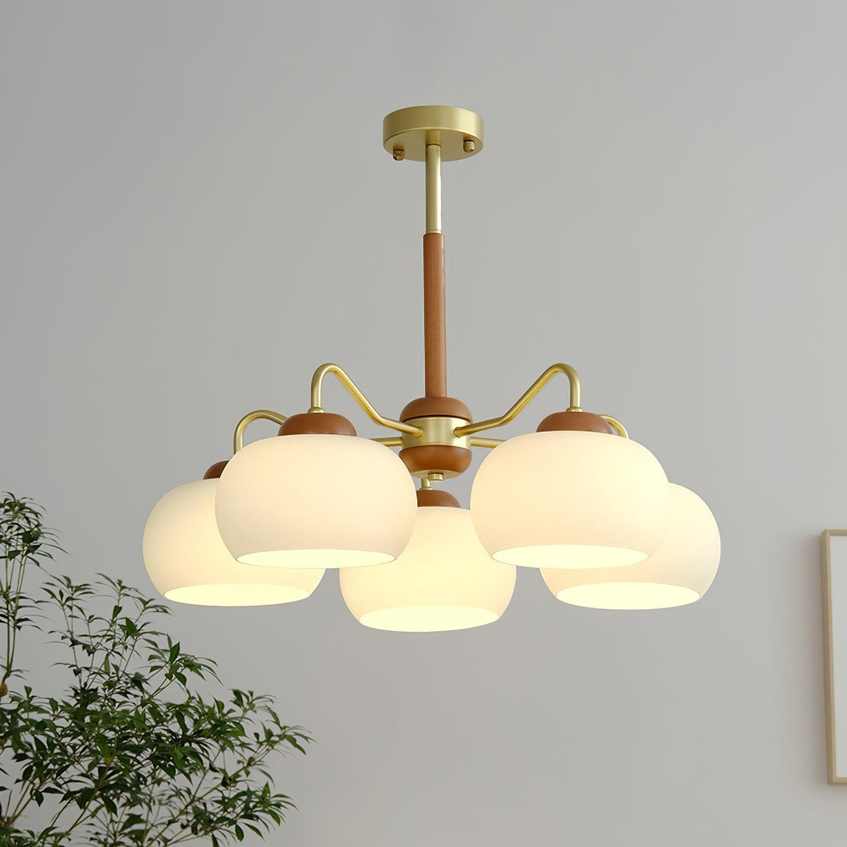 Raito Glass Chandelier — product view 2