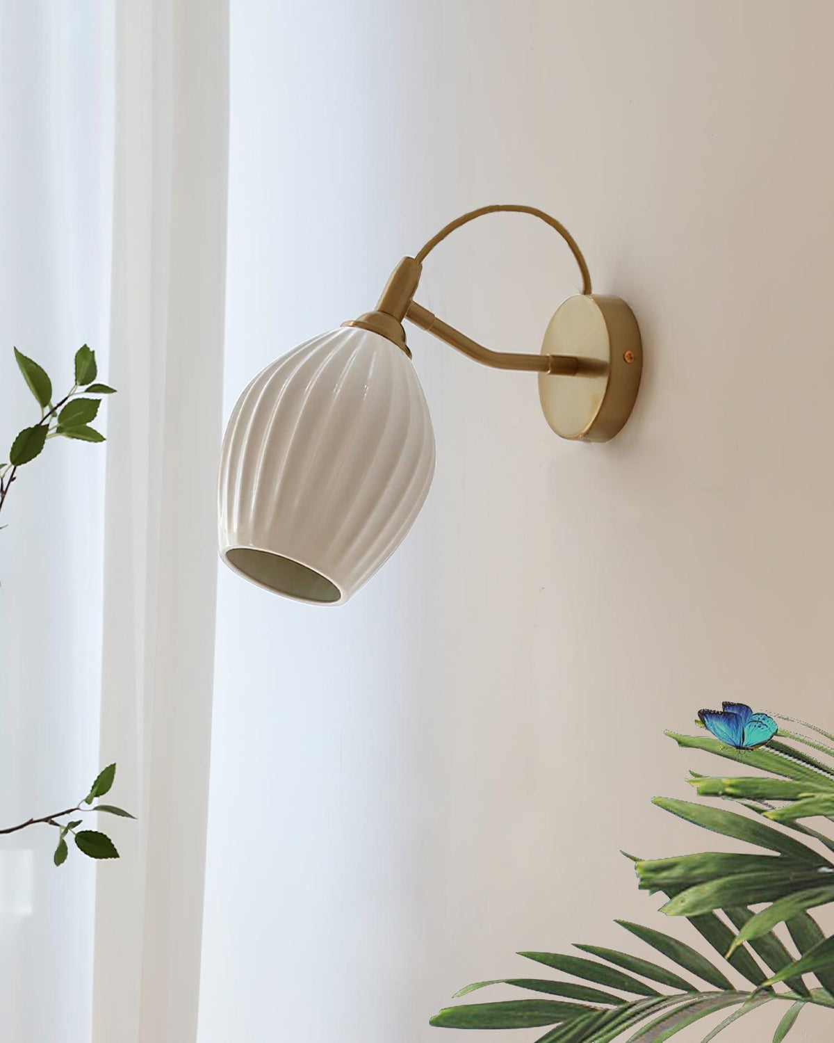 Paola Ceramic Wall Lamp — product view 6