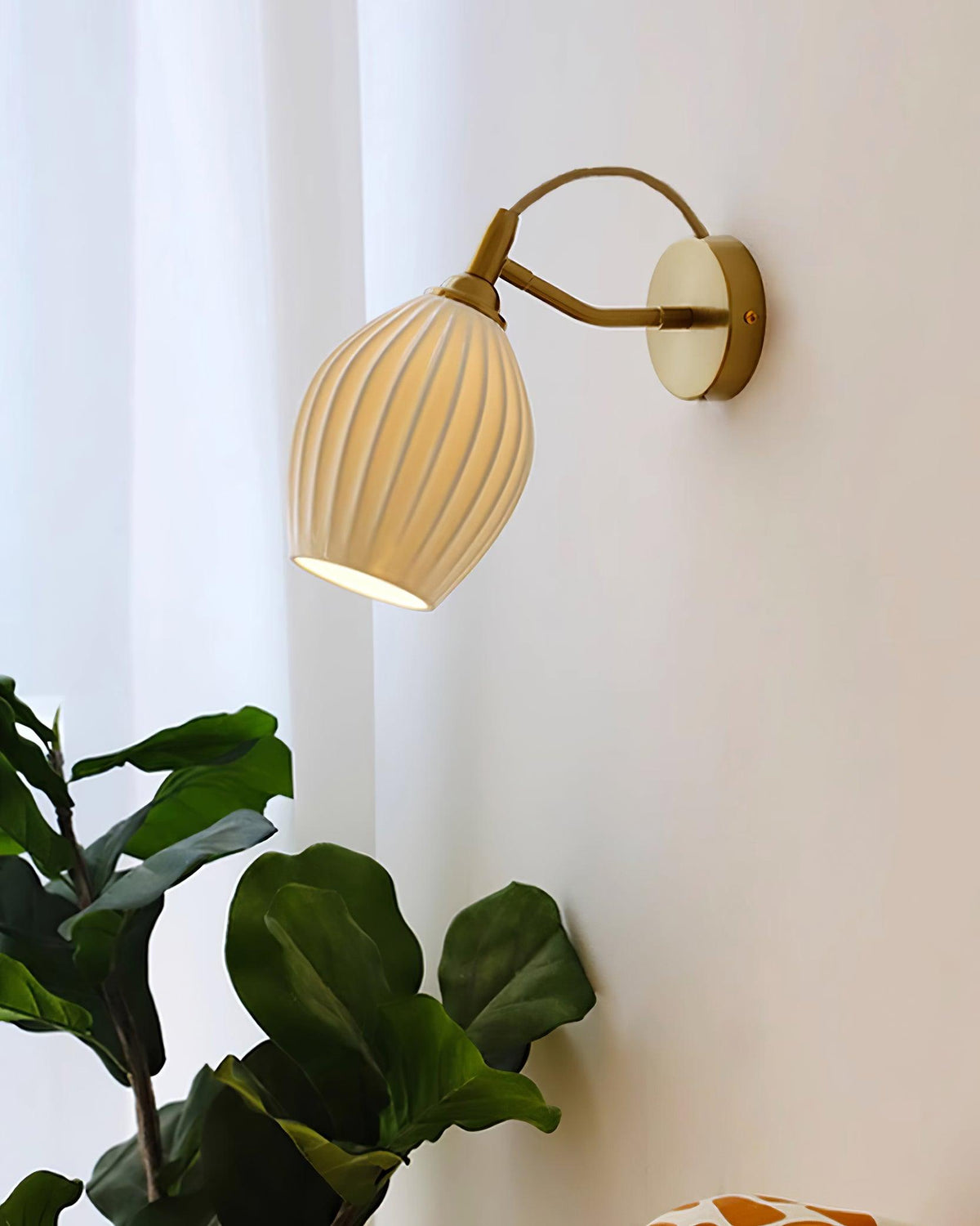 Paola Ceramic Wall Lamp — product view 18