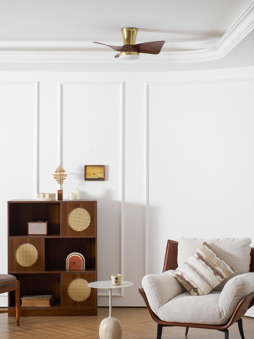 Breeze Lux Ceiling Fan Light – product view 6