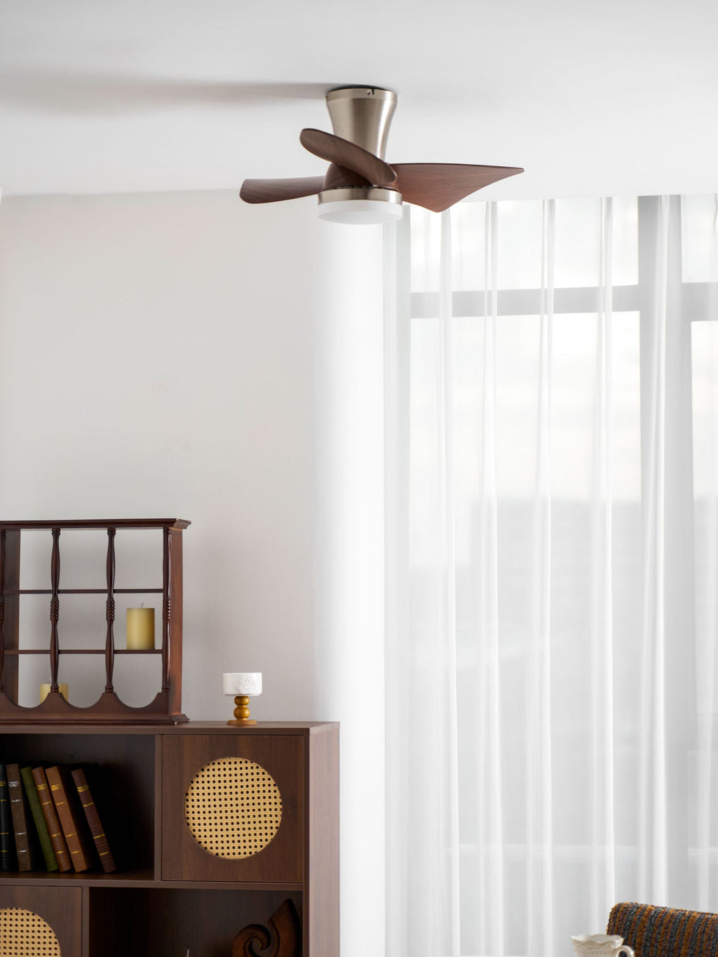 Breeze Lux Ceiling Fan Light – product view 18
