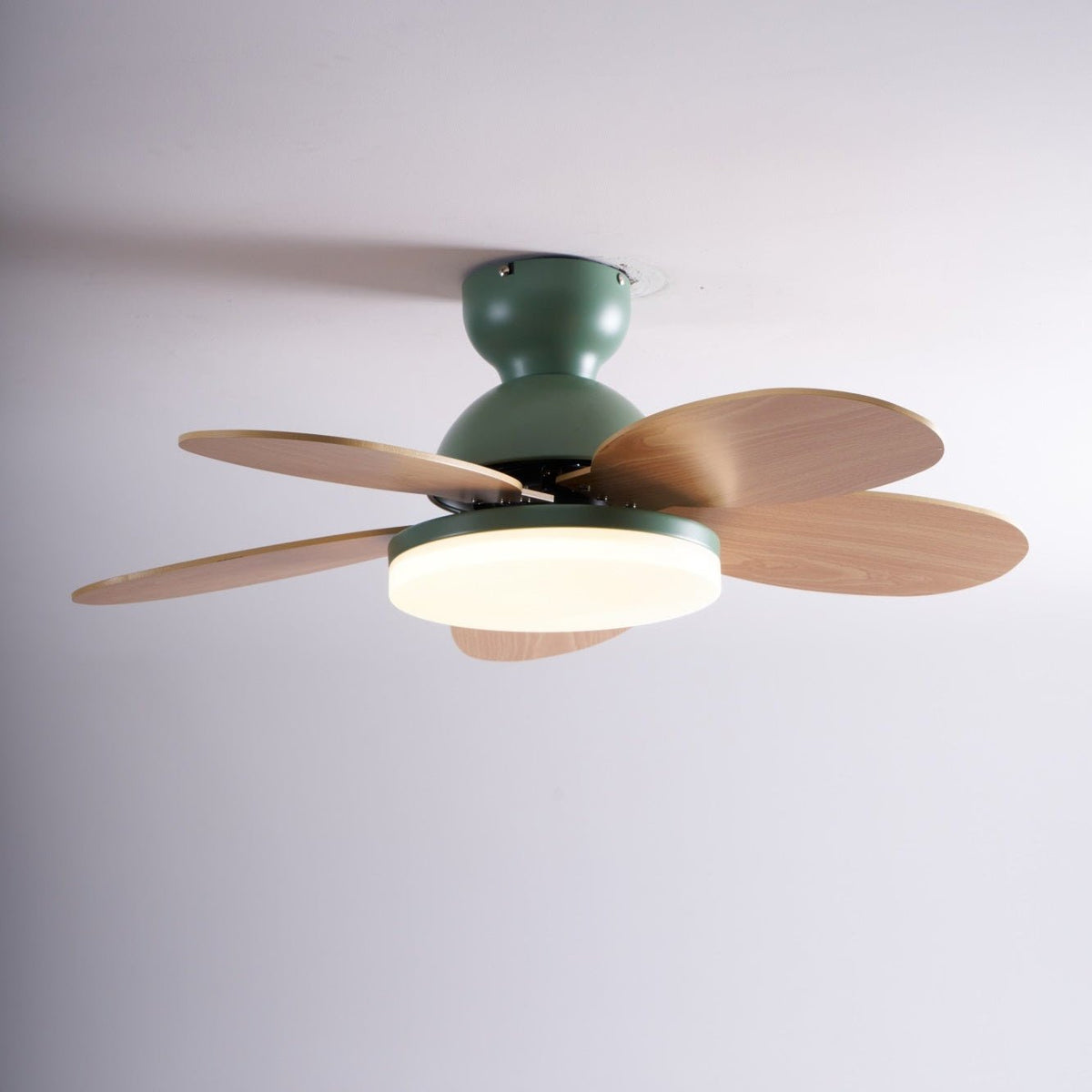 Petalo Ceiling Fan Light – product view 46