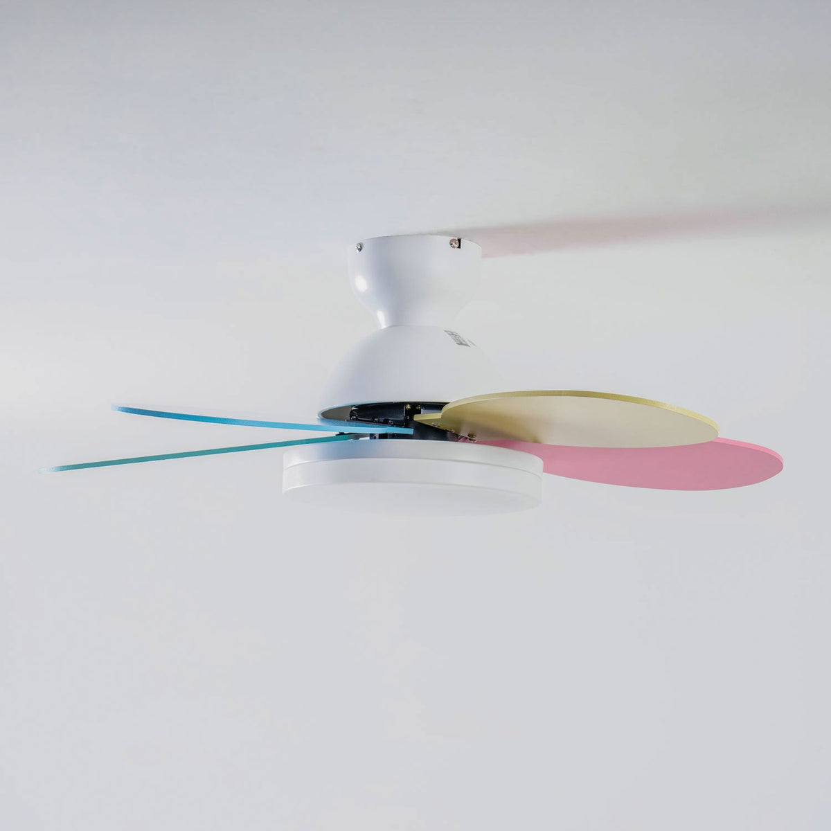 Petalo Ceiling Fan Light – product view 52