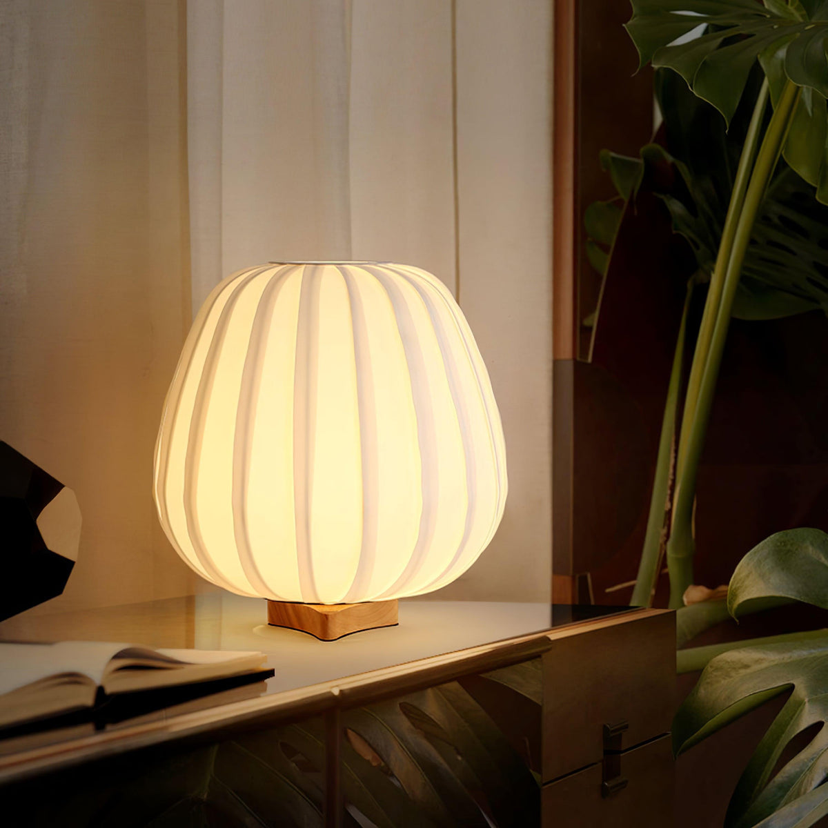 Fabric Minimalist Table Lamp — product view 24