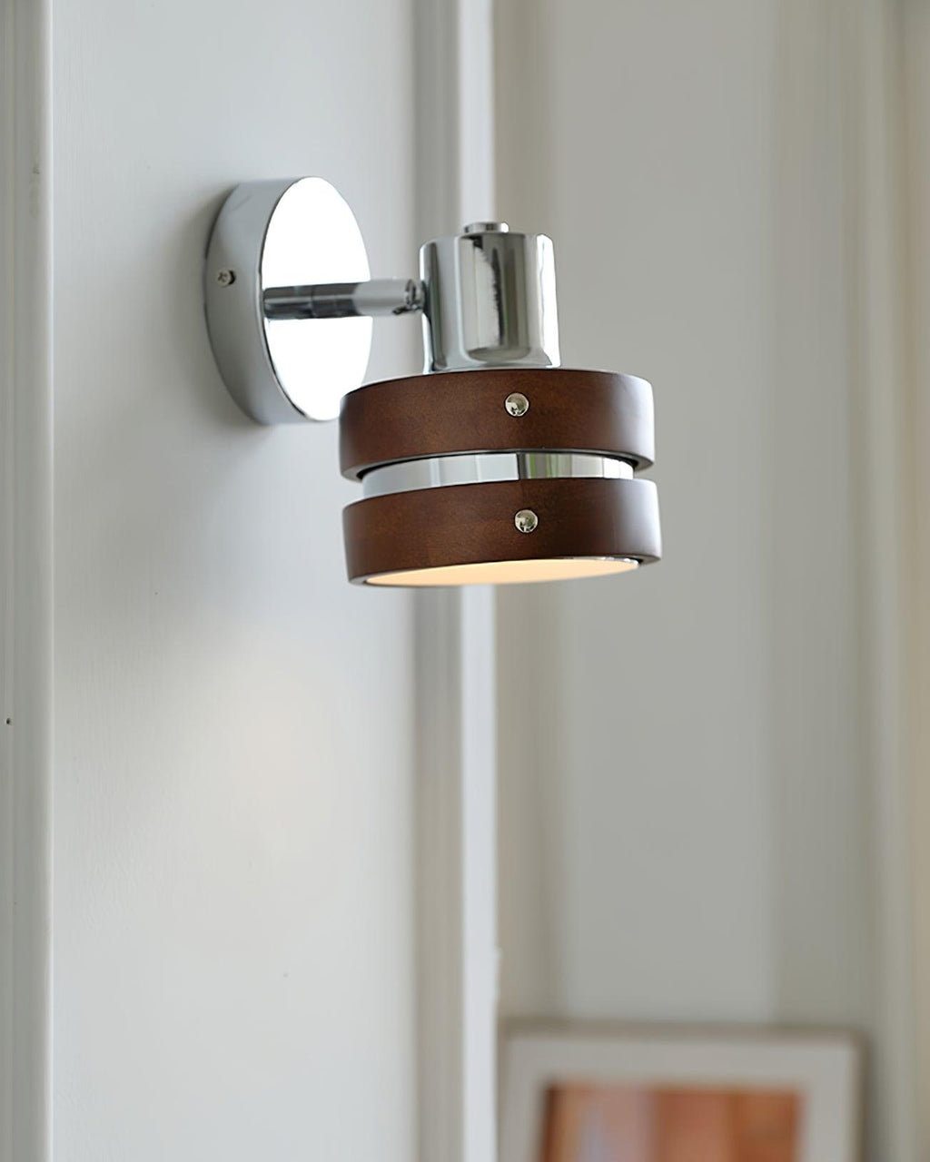 Karry Wood Wall Lamp — product view 3