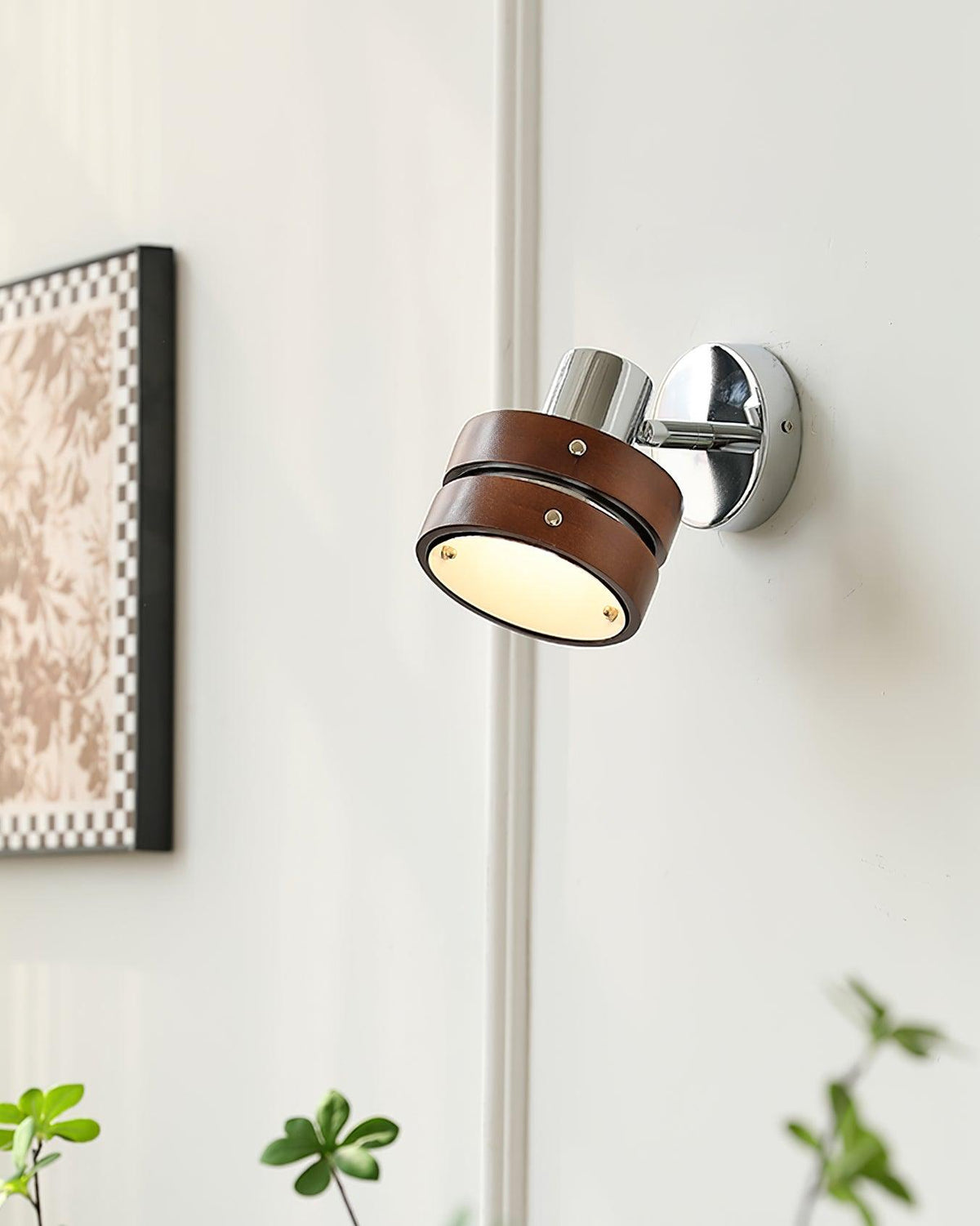 Karry Wood Wall Lamp — product view 4