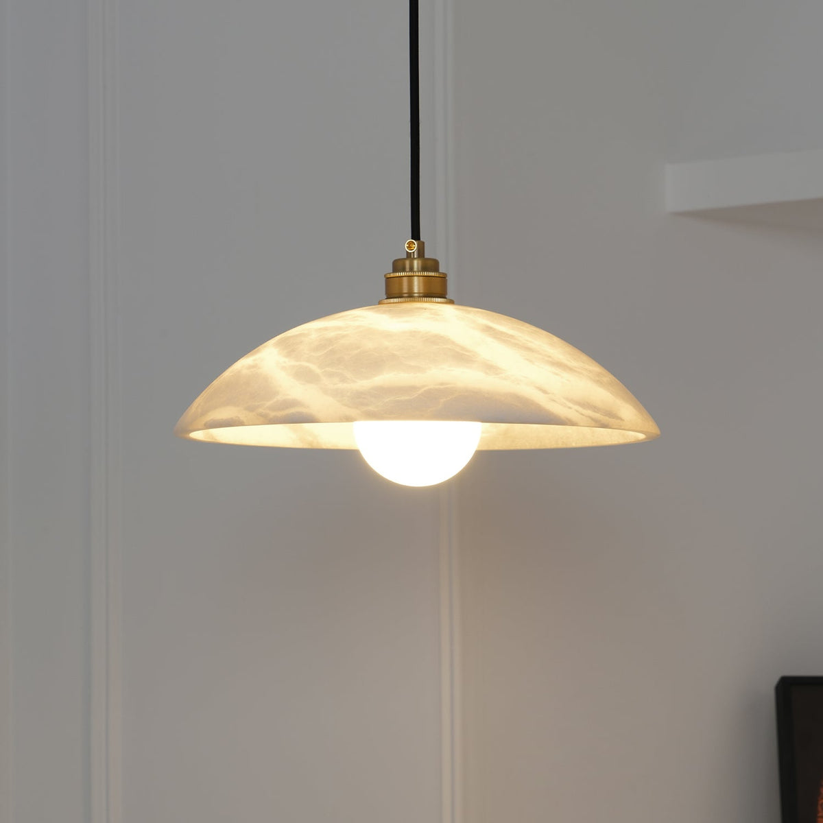 Alabaster Dome Swag Alabaster Pendant Lamp – product view 3
