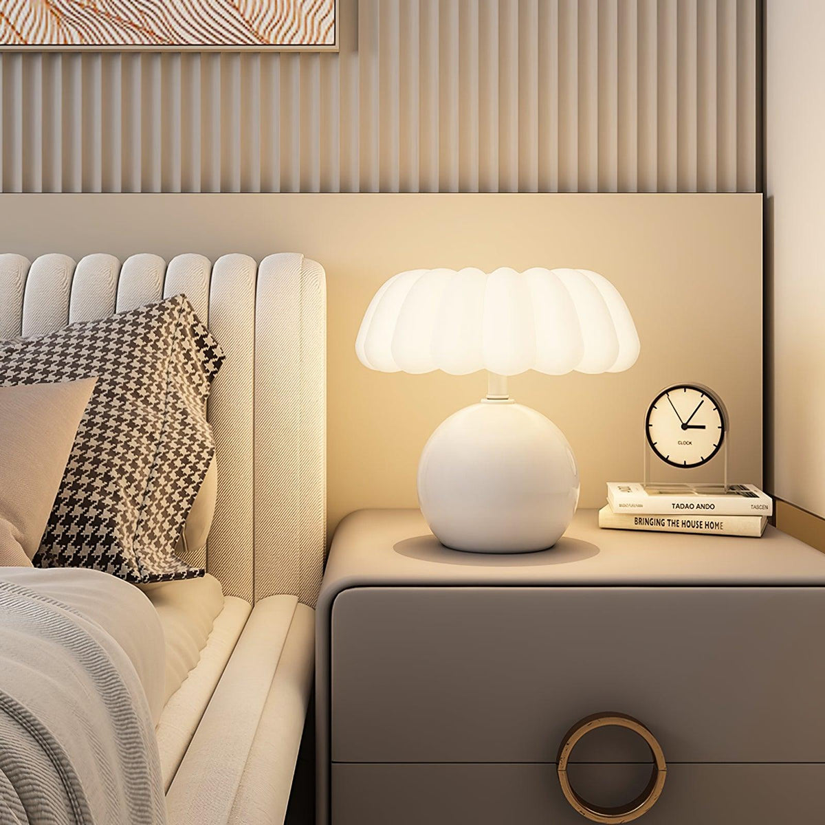 Willy Mushroom Metal Table Lamp — product view 2