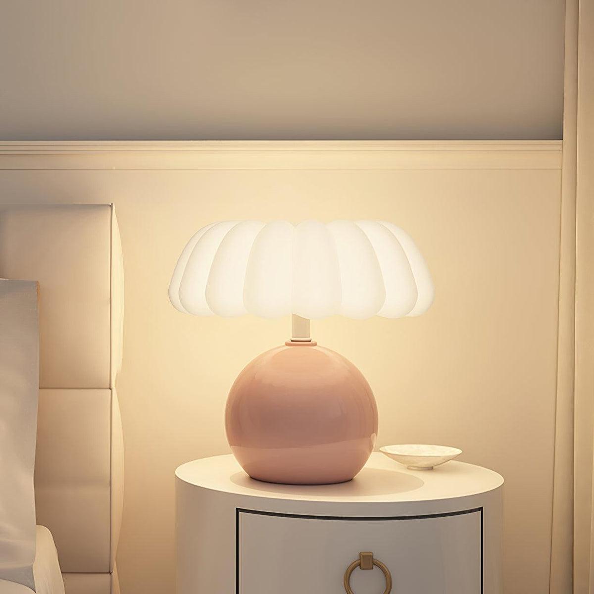 Willy Mushroom Metal Table Lamp — product view 21
