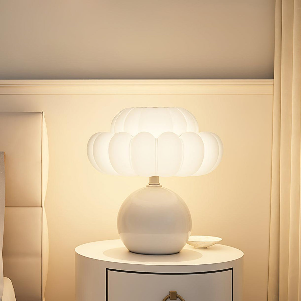 Willy Mushroom Metal Table Lamp — product view 26